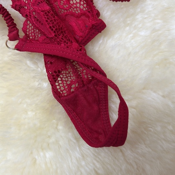 ❤️ Oh La La Cheri Elaina Lace and Strap Shelf Bra Set - Picture 9 of 14
